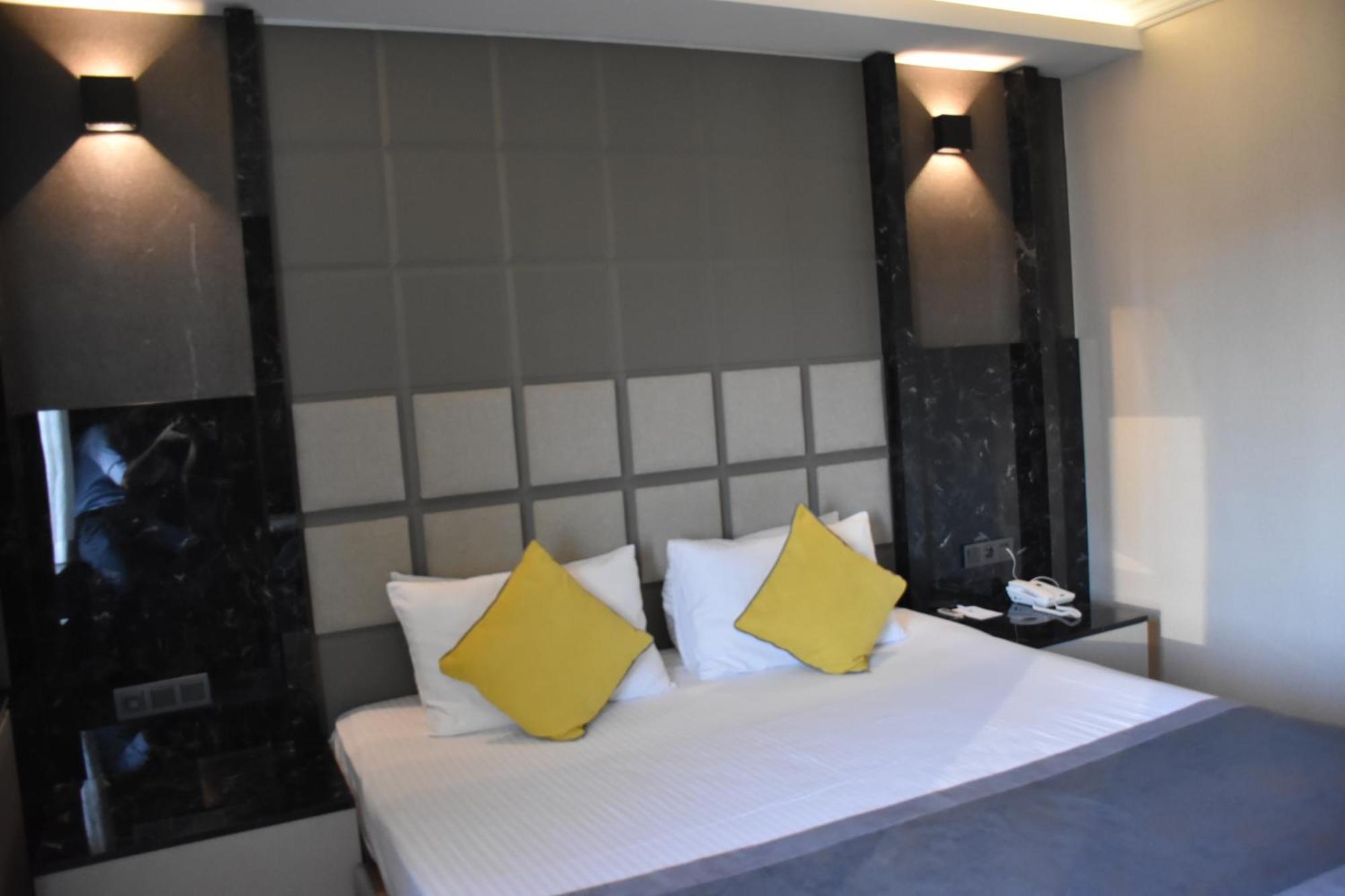 Uk Ankara Hotel Eksteriør bilde
