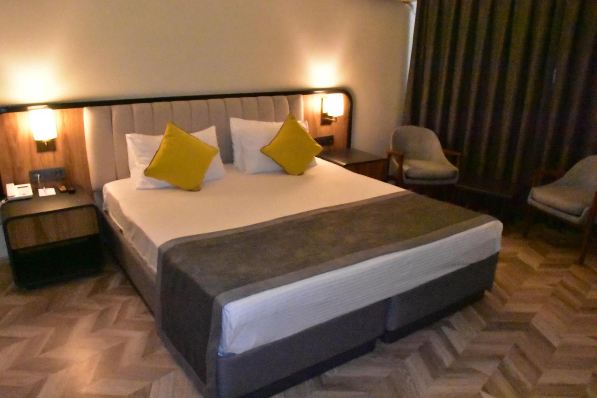 Uk Ankara Hotel Eksteriør bilde